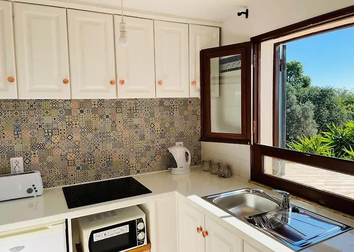 Self-contained Floor Of Quinta / * جويا